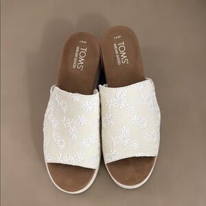 Toms Cream Mules with Textured top